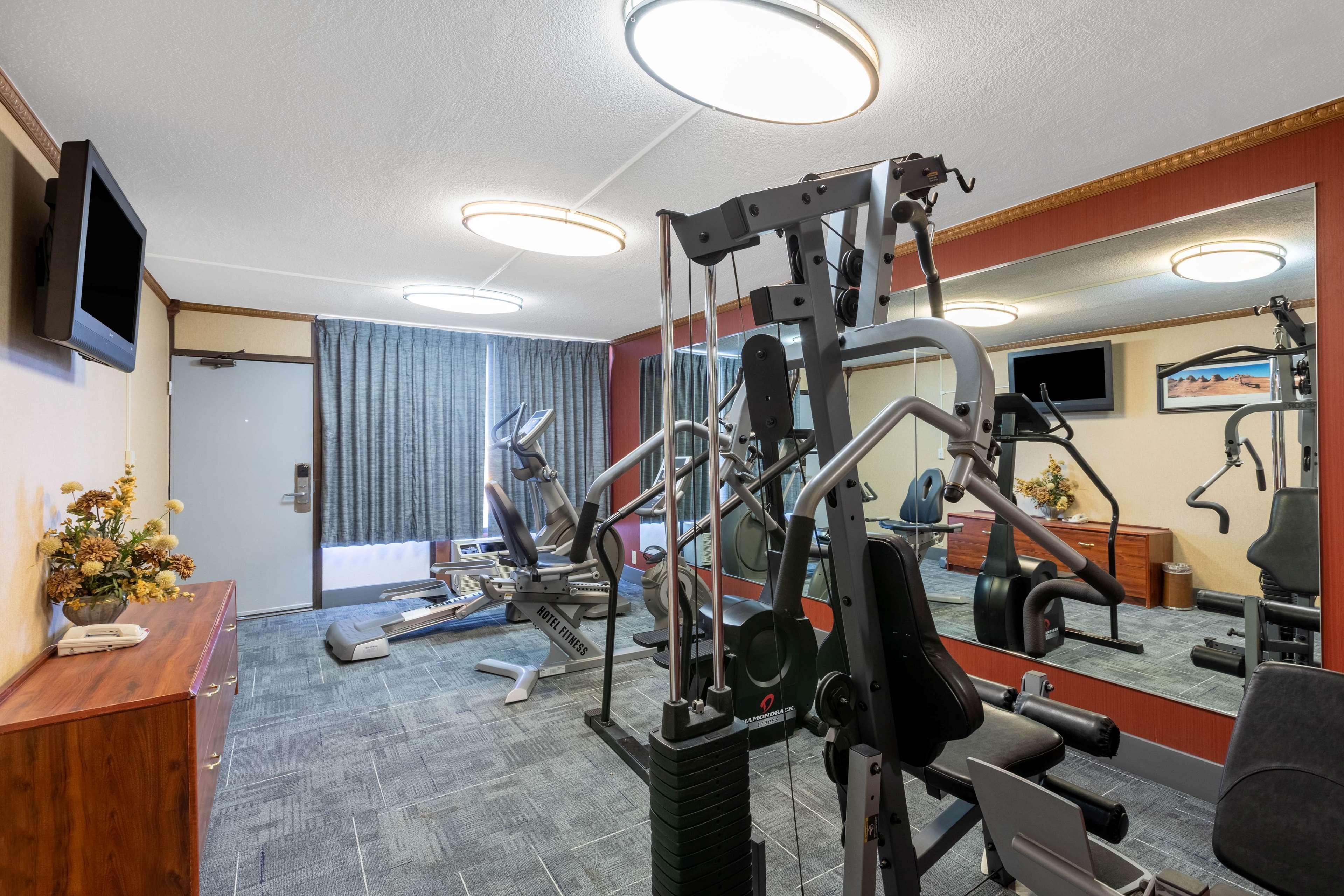 Howard Johnson By Wyndham Gillette Esterno foto