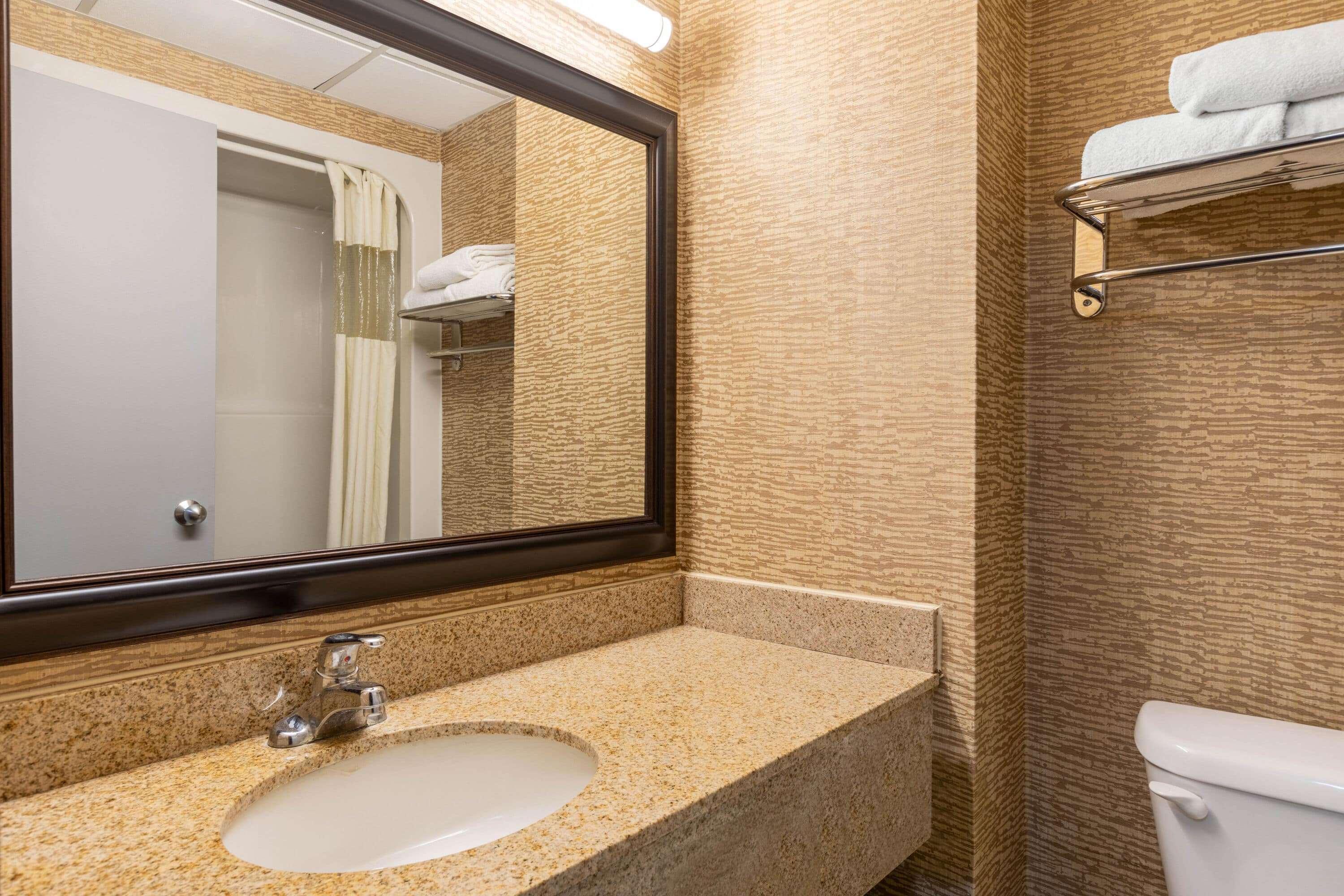 Howard Johnson By Wyndham Gillette Esterno foto