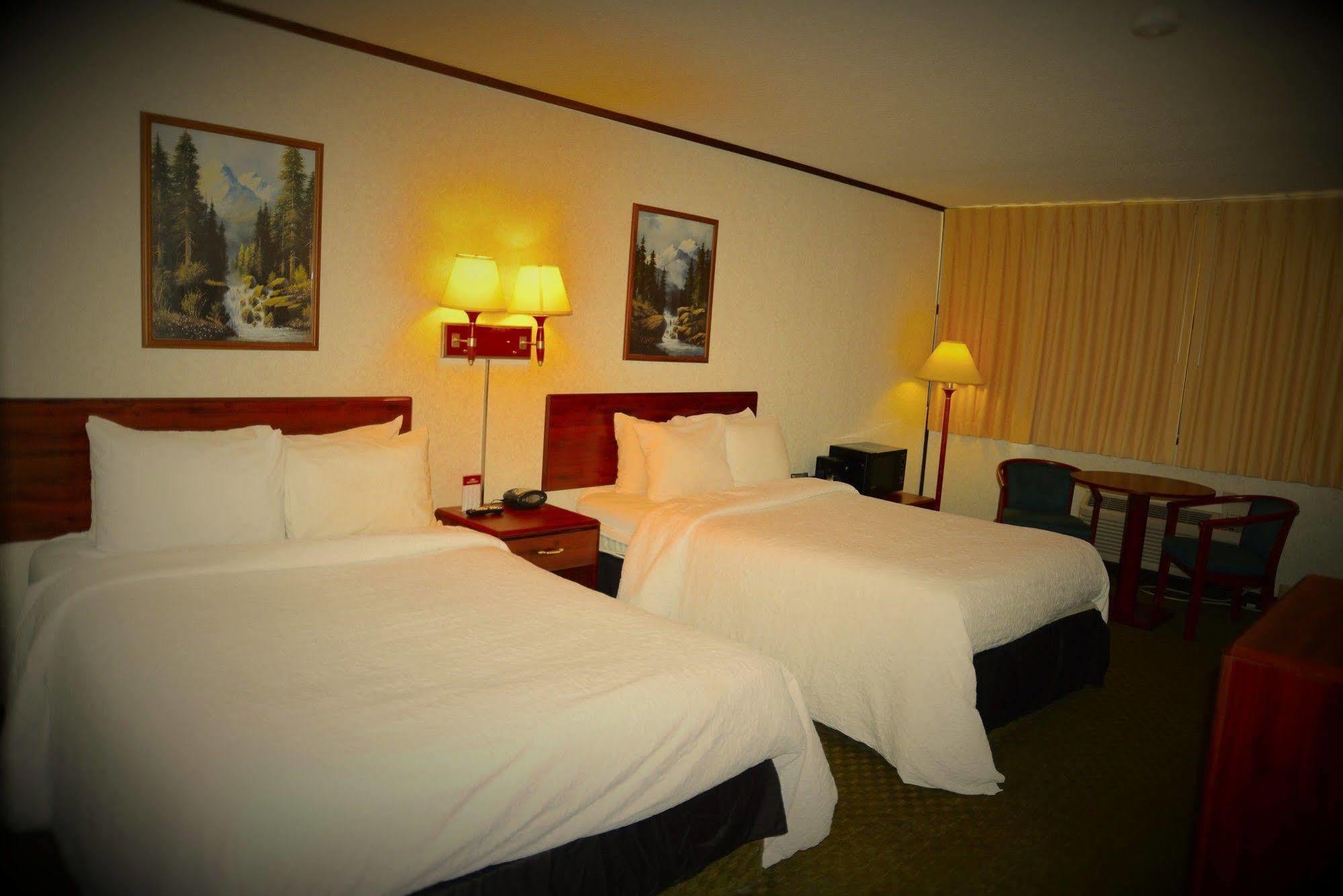Howard Johnson By Wyndham Gillette Esterno foto