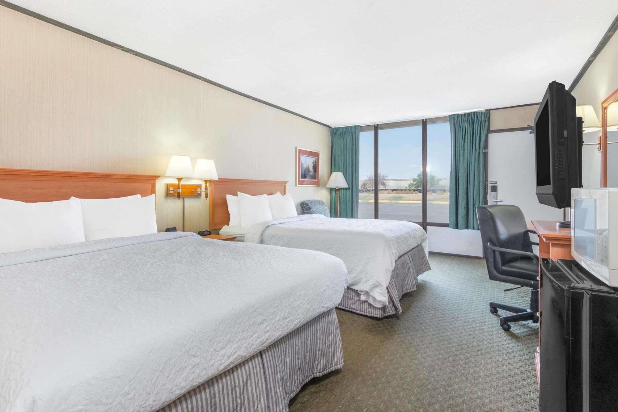 Howard Johnson By Wyndham Gillette Esterno foto